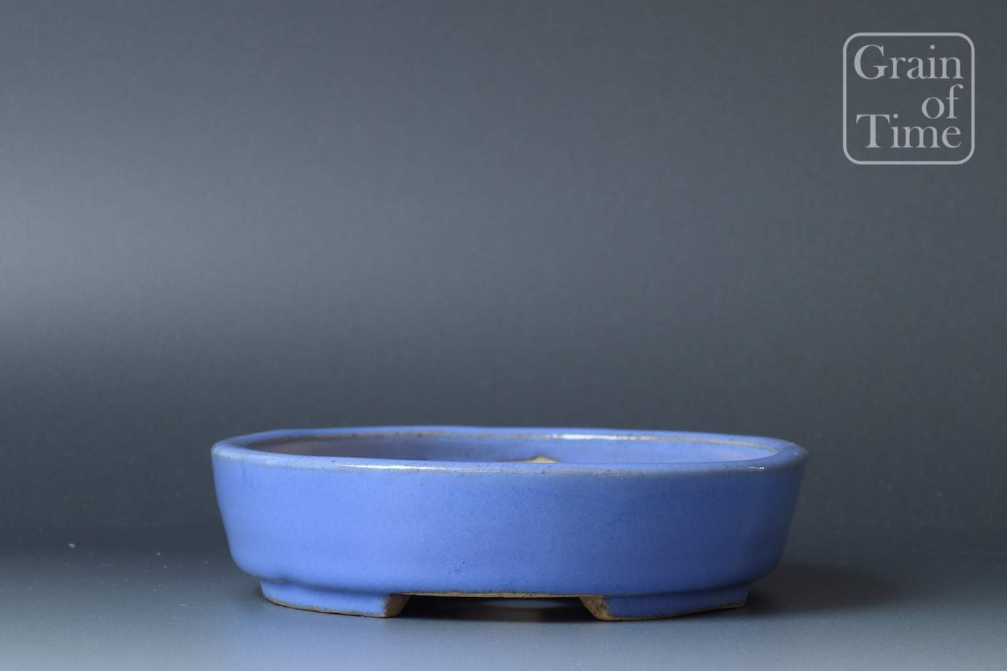 Aiba Koyo - Oval in Kinyo Blue Glaze - 6¼ in (16cm)