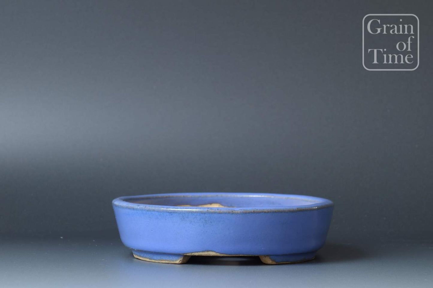 Aiba Koyo - Oval in Kinyo Blue Glaze - 6¼ in (16cm)