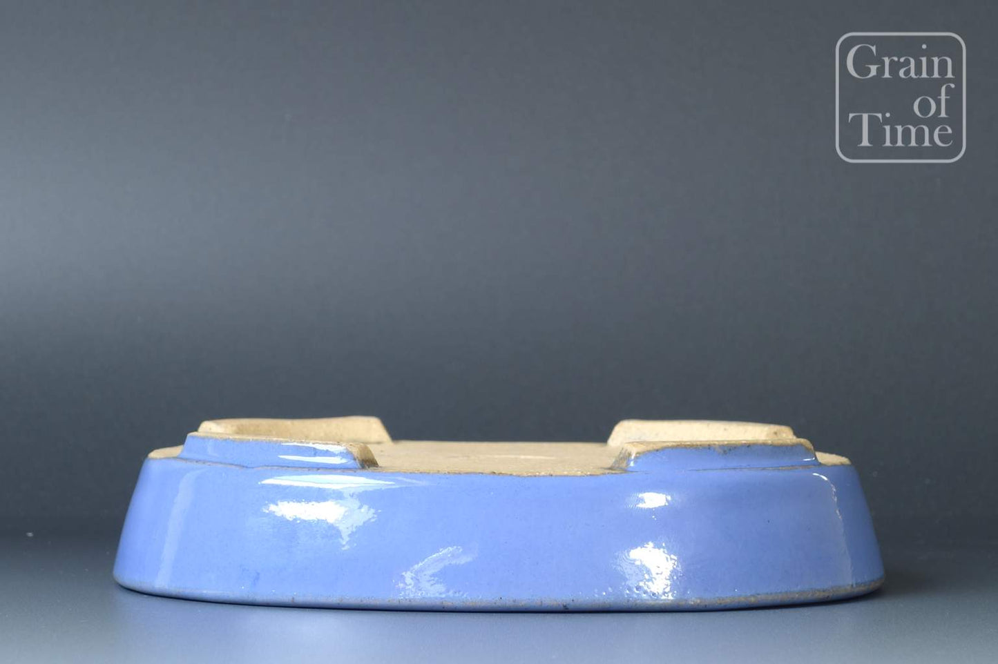 Aiba Koyo - Oval in Kinyo Blue Glaze - 6¼ in (16cm)