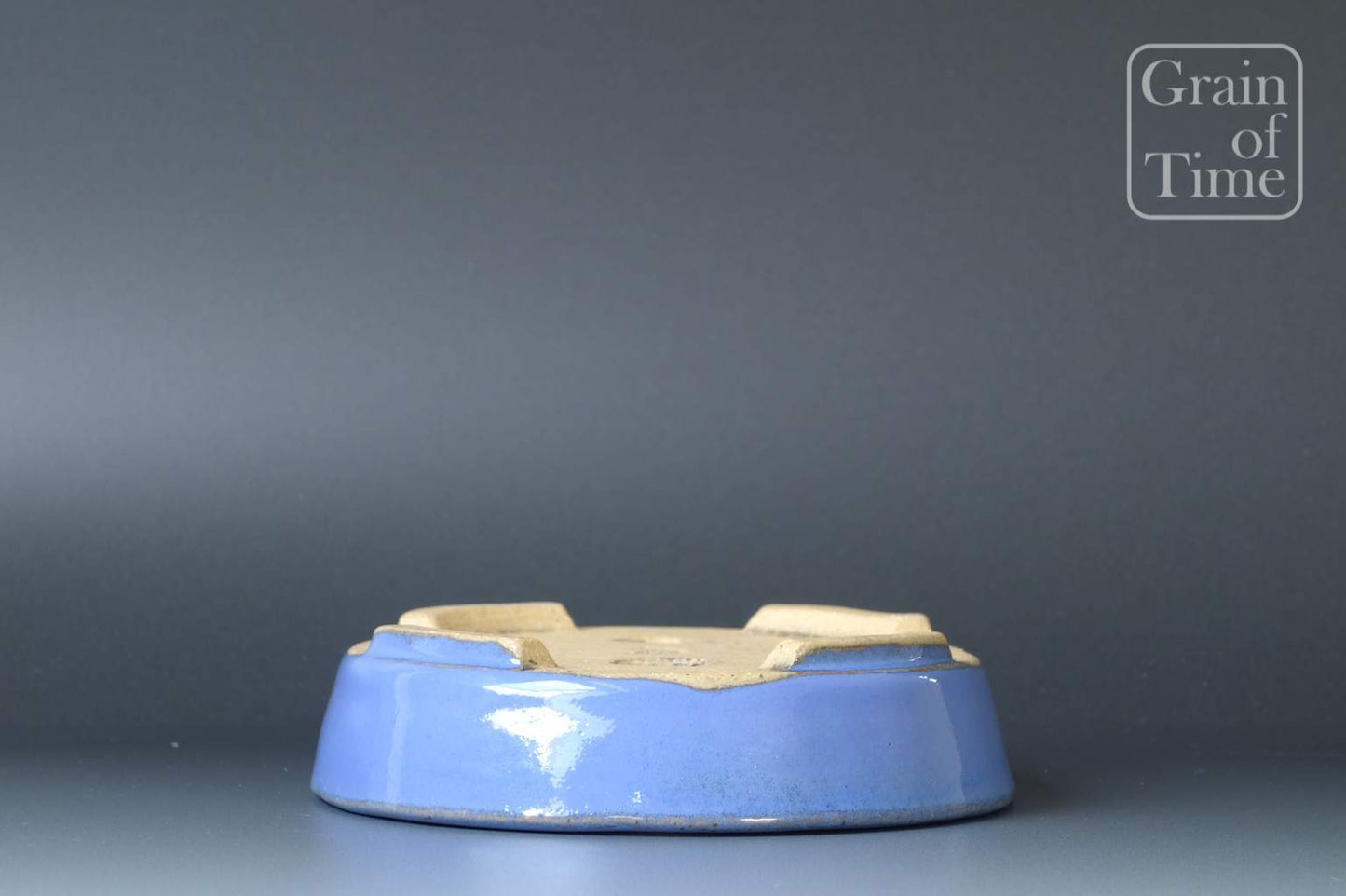 Aiba Koyo - Oval in Kinyo Blue Glaze - 6¼ in (16cm)