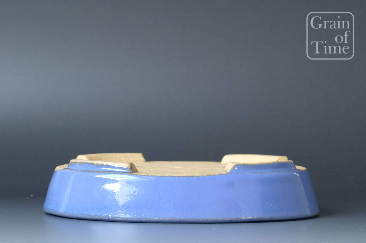 Aiba Koyo - Oval in Kinyo Blue Glaze - 6¼ in (16cm)