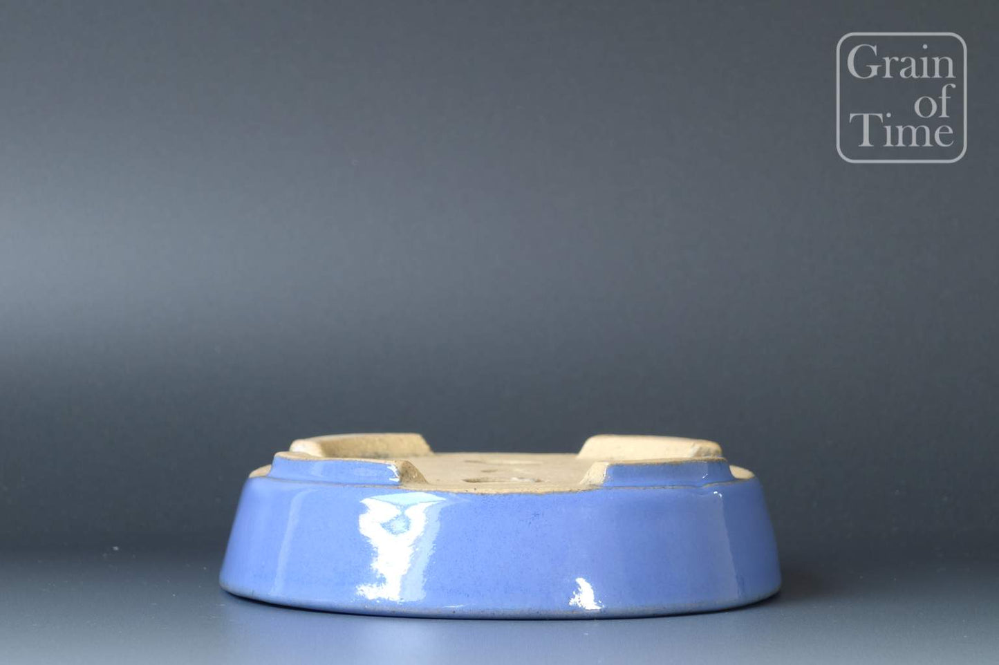 Aiba Koyo - Oval in Kinyo Blue Glaze - 6¼ in (16cm)