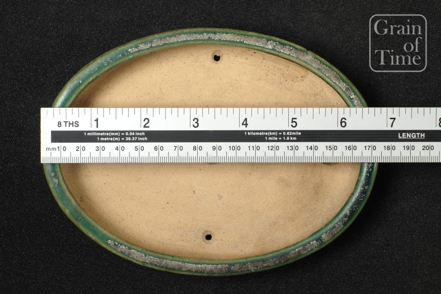 Ikkou (Tokoname) - Oribe green Oval - 6¾ in (17cm)