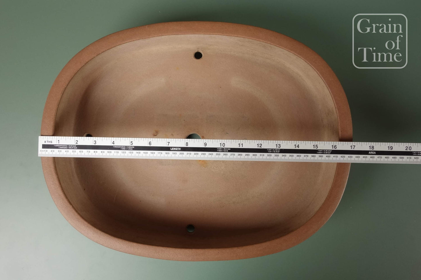 Keizan Hisada (Tokoname) - Unglazed Oval - 17⅛ in (44cm)