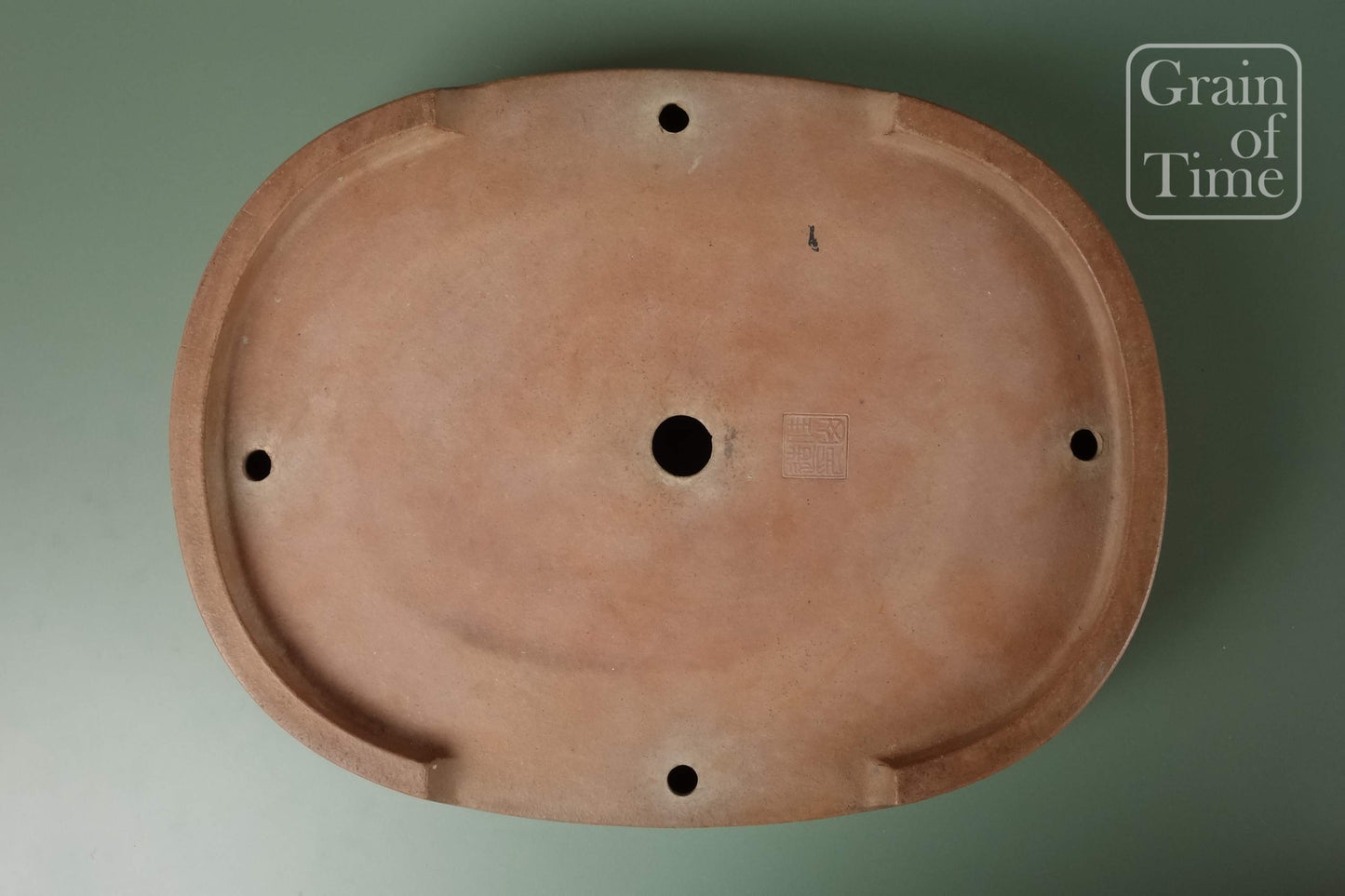 Keizan Hisada (Tokoname) - Unglazed Oval - 17⅛ in (44cm)