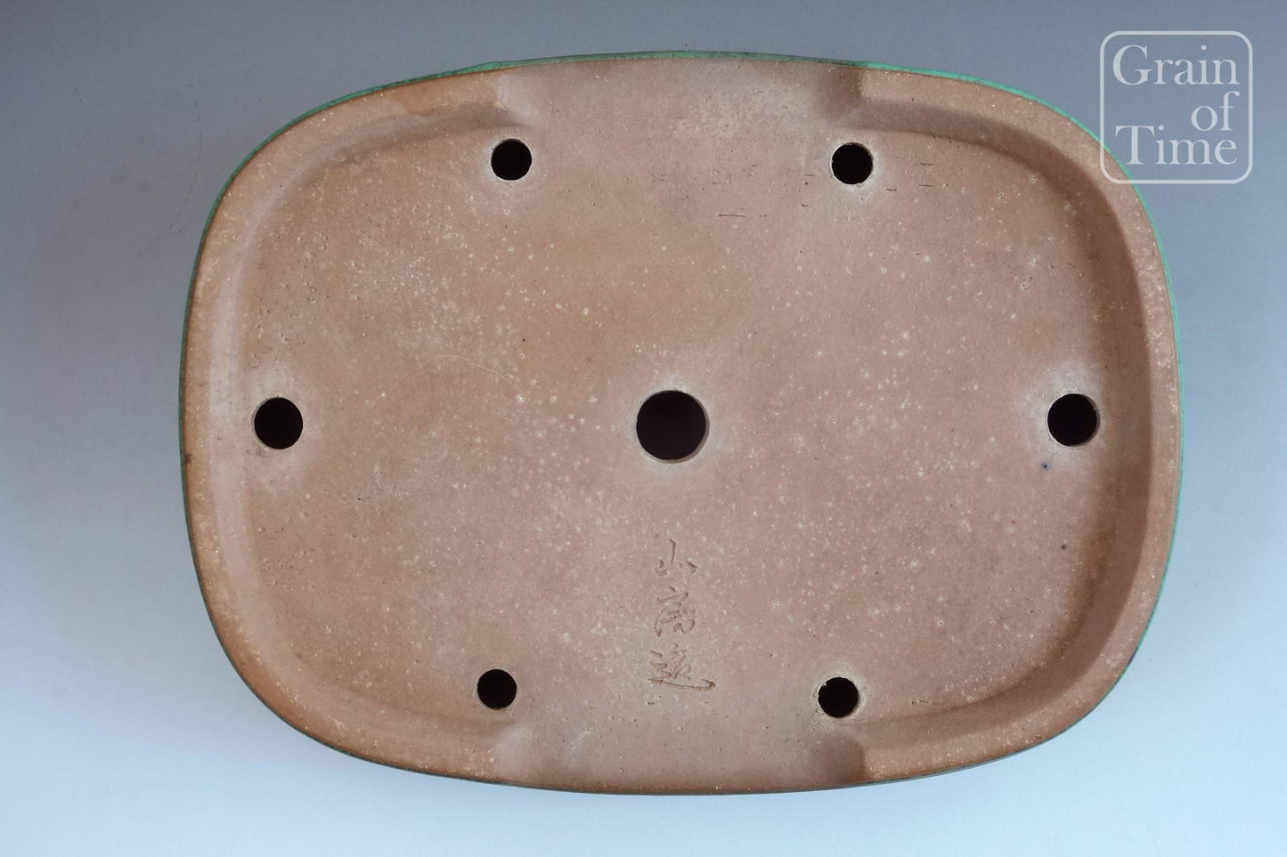 Yamafusa /Sanbo (Tokoname) - Green Rounded Rectangle - 13⅝ in (35cm)