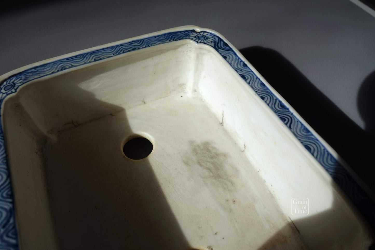 (24351) Joshu Katsuyama - Sometsuke Painted Rectangle - 5⅜ in (14cm)
