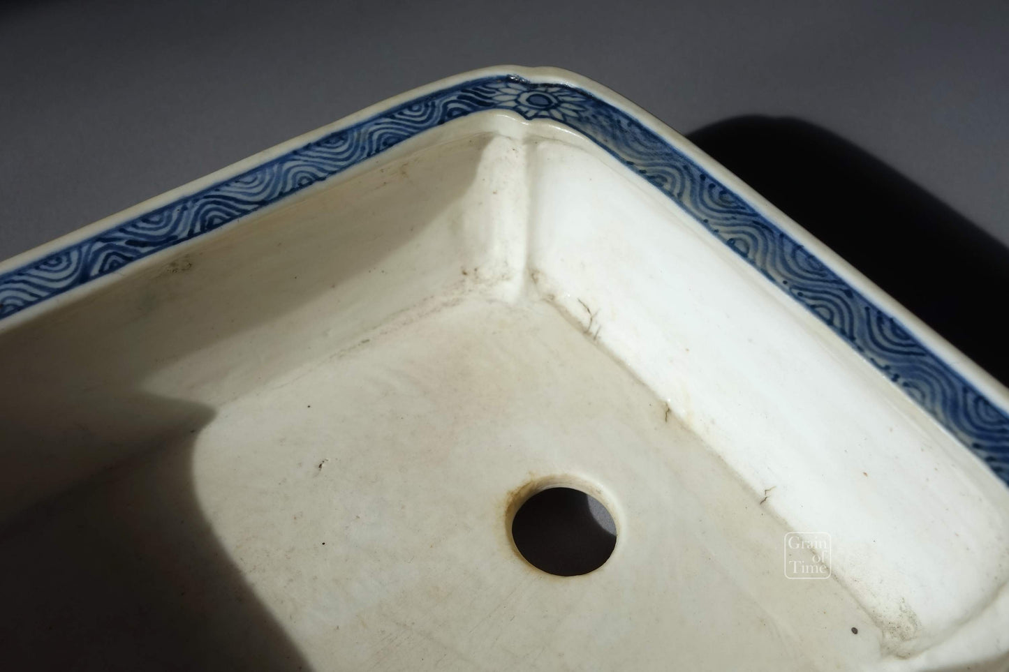(24351) Joshu Katsuyama - Sometsuke Painted Rectangle - 5⅜ in (14cm)