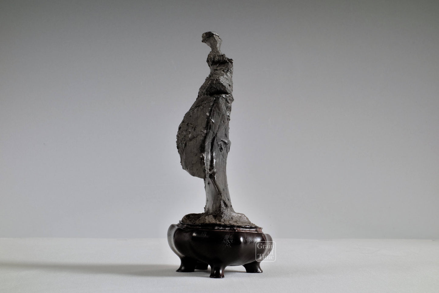 24533 - Furuya Sugata-Ishi (Figure Stone) - The Dancer