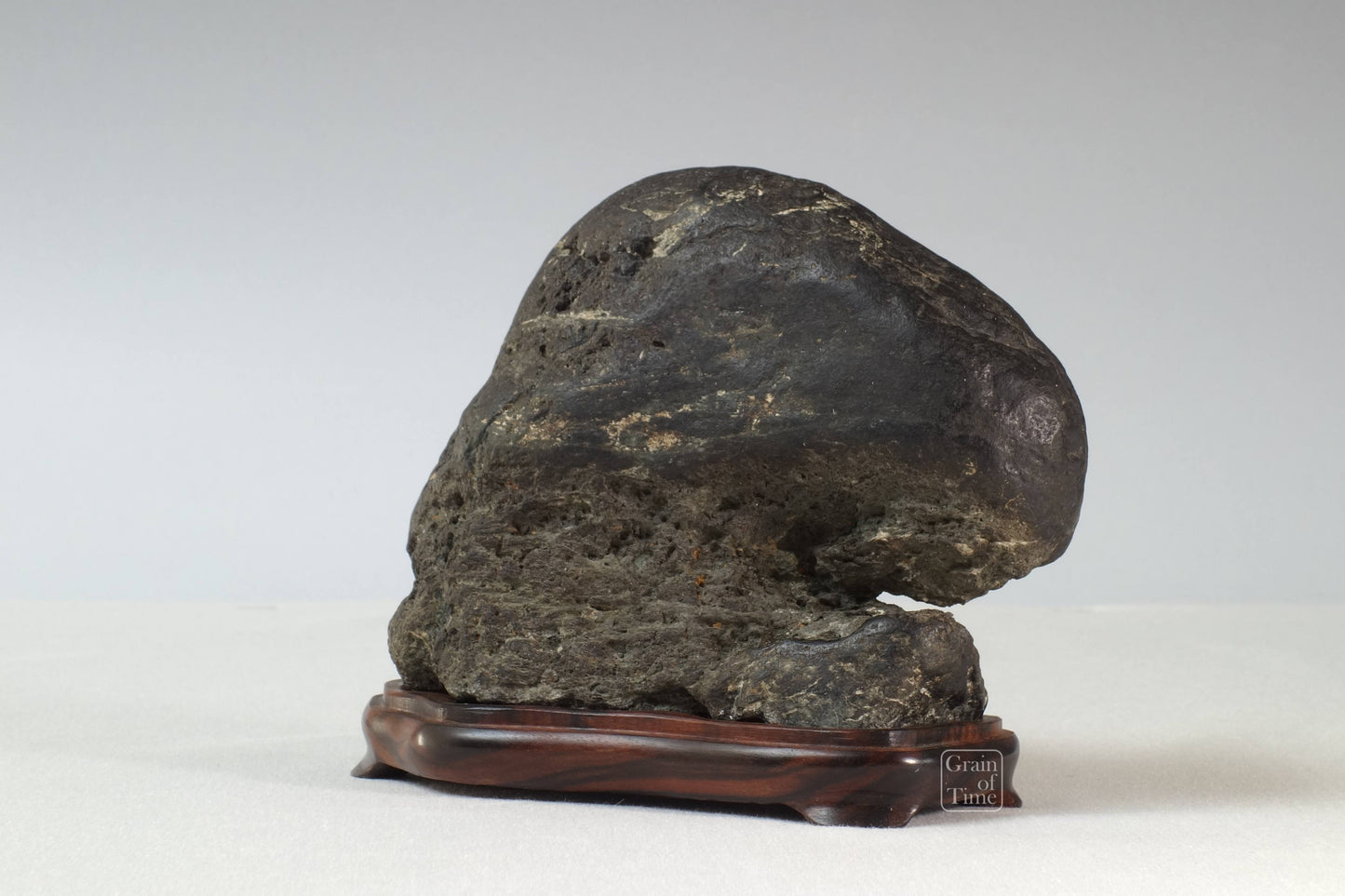 24258 - Hakkaisin Suiseki - 6¼ in (16cm)