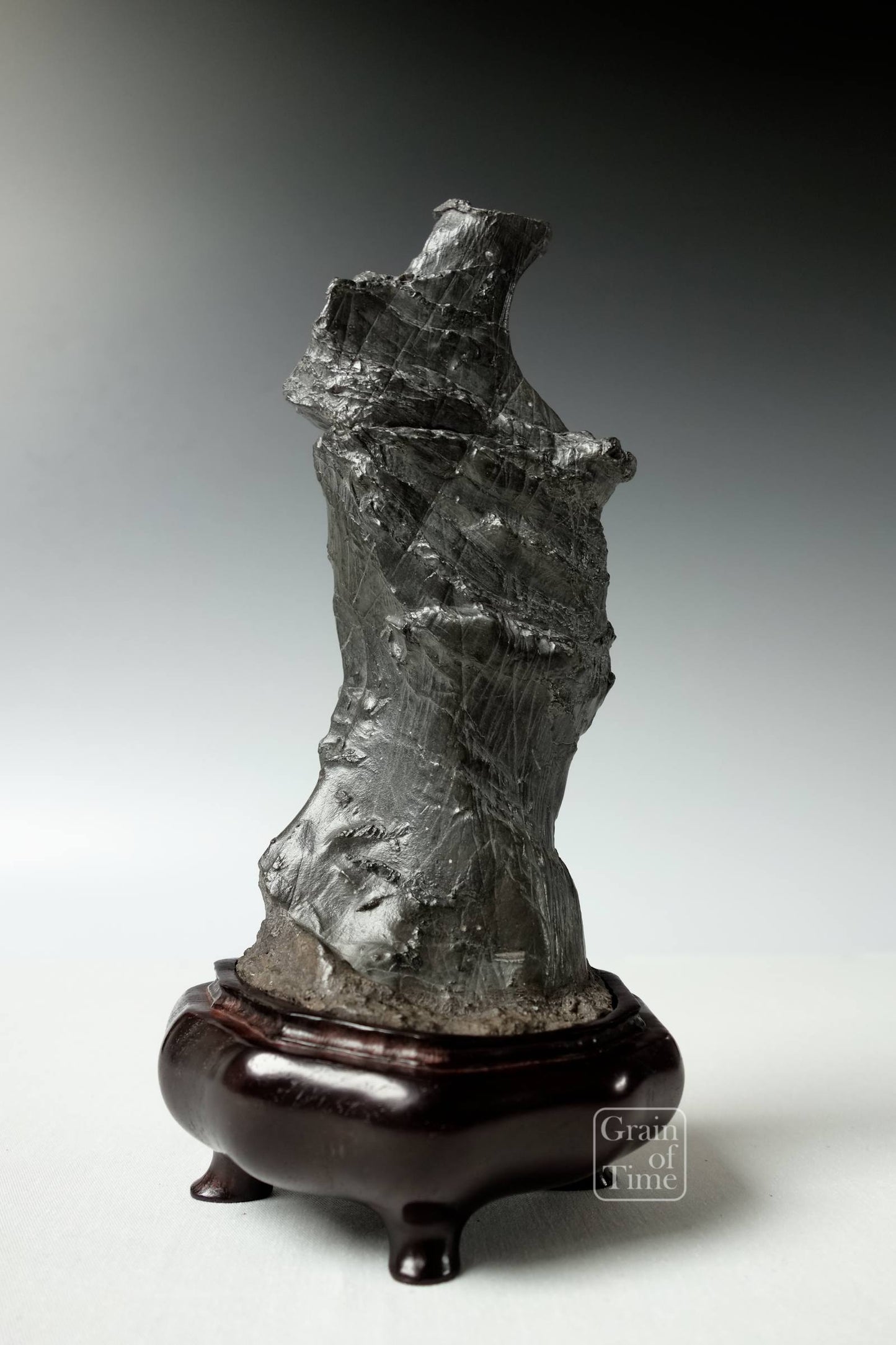 24533 - Furuya Sugata-Ishi (Figure Stone) - The Dancer