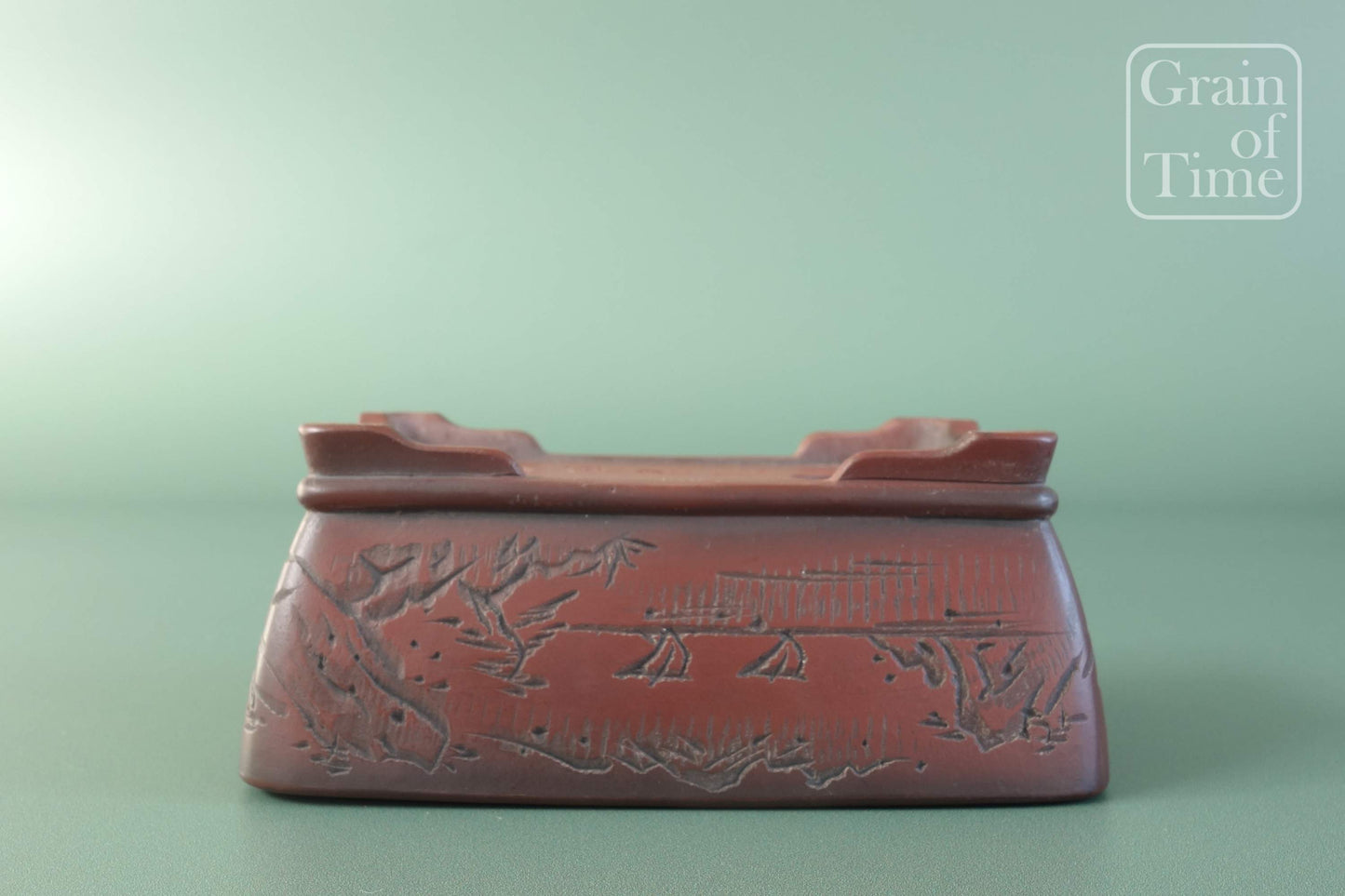 Bigei (Tokoname) Shohin Carved Rectangle - 4in (10cm)