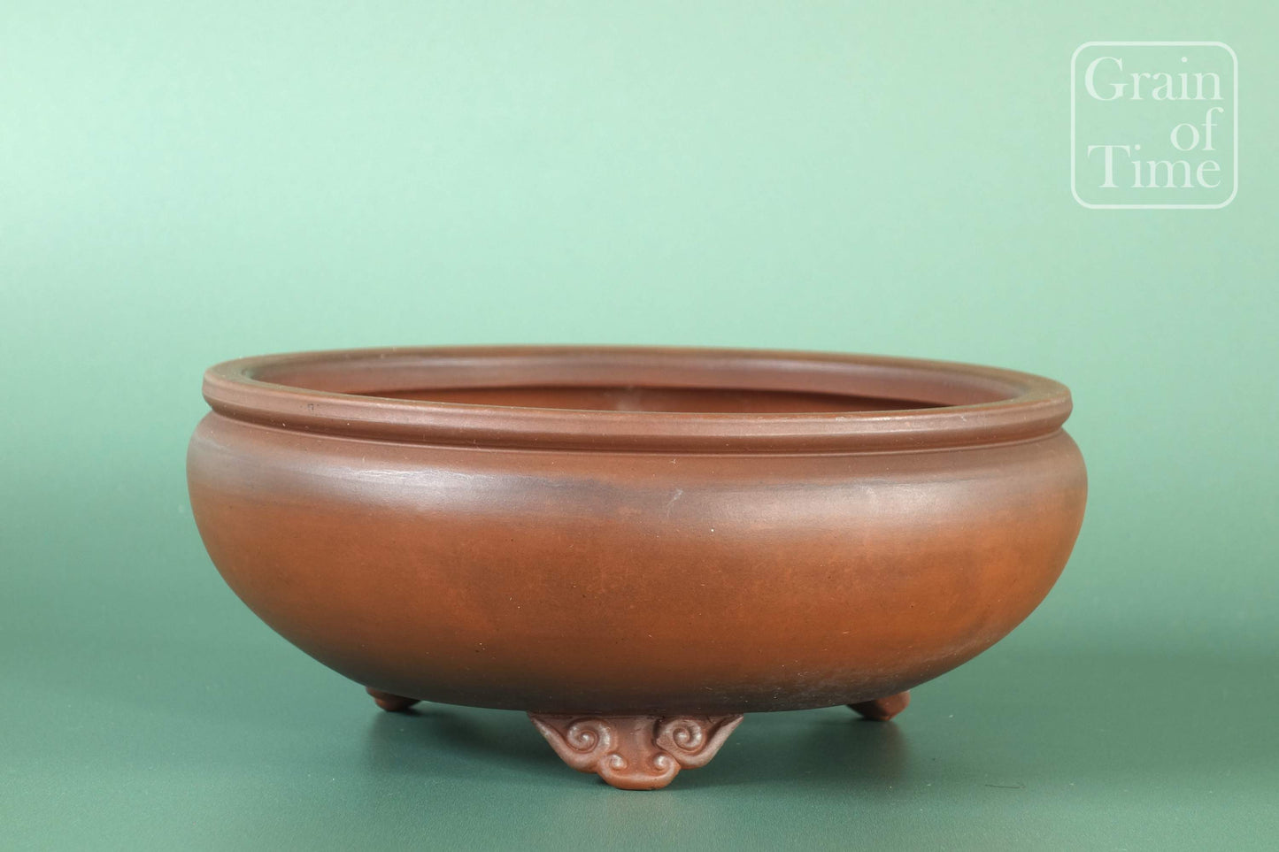 Bigei (Tokoname) - Carved Round - 6in (15cm)