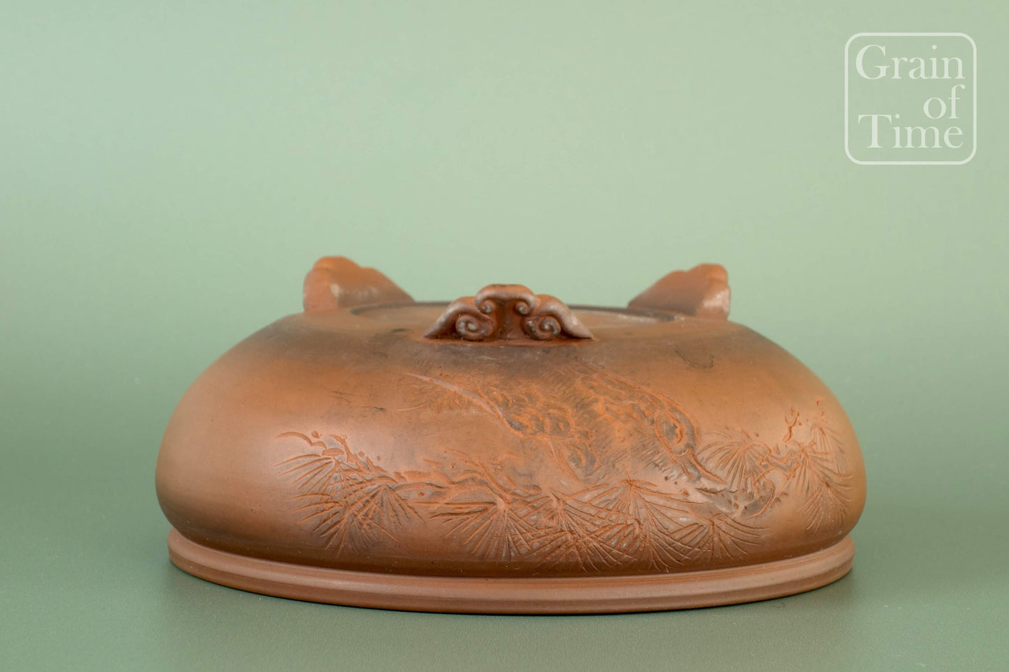 Bigei (Tokoname) - Carved Round - 6in (15cm)