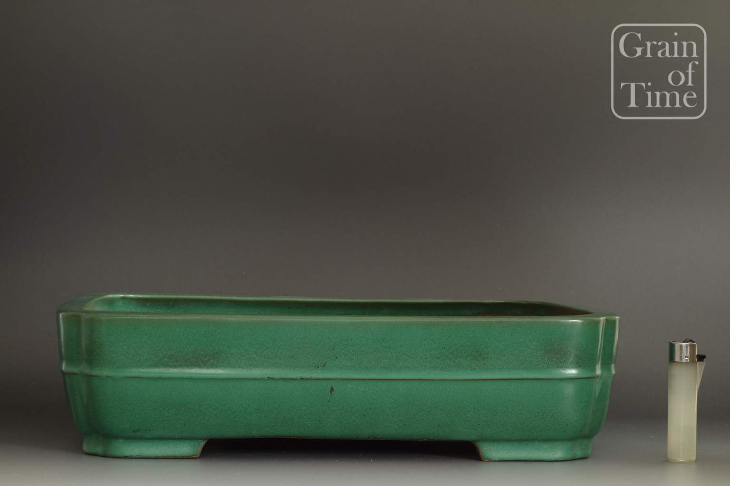 Yamafusa /Sanbo (Tokoname) - Green Rectangle - 14⅜ in (37cm)