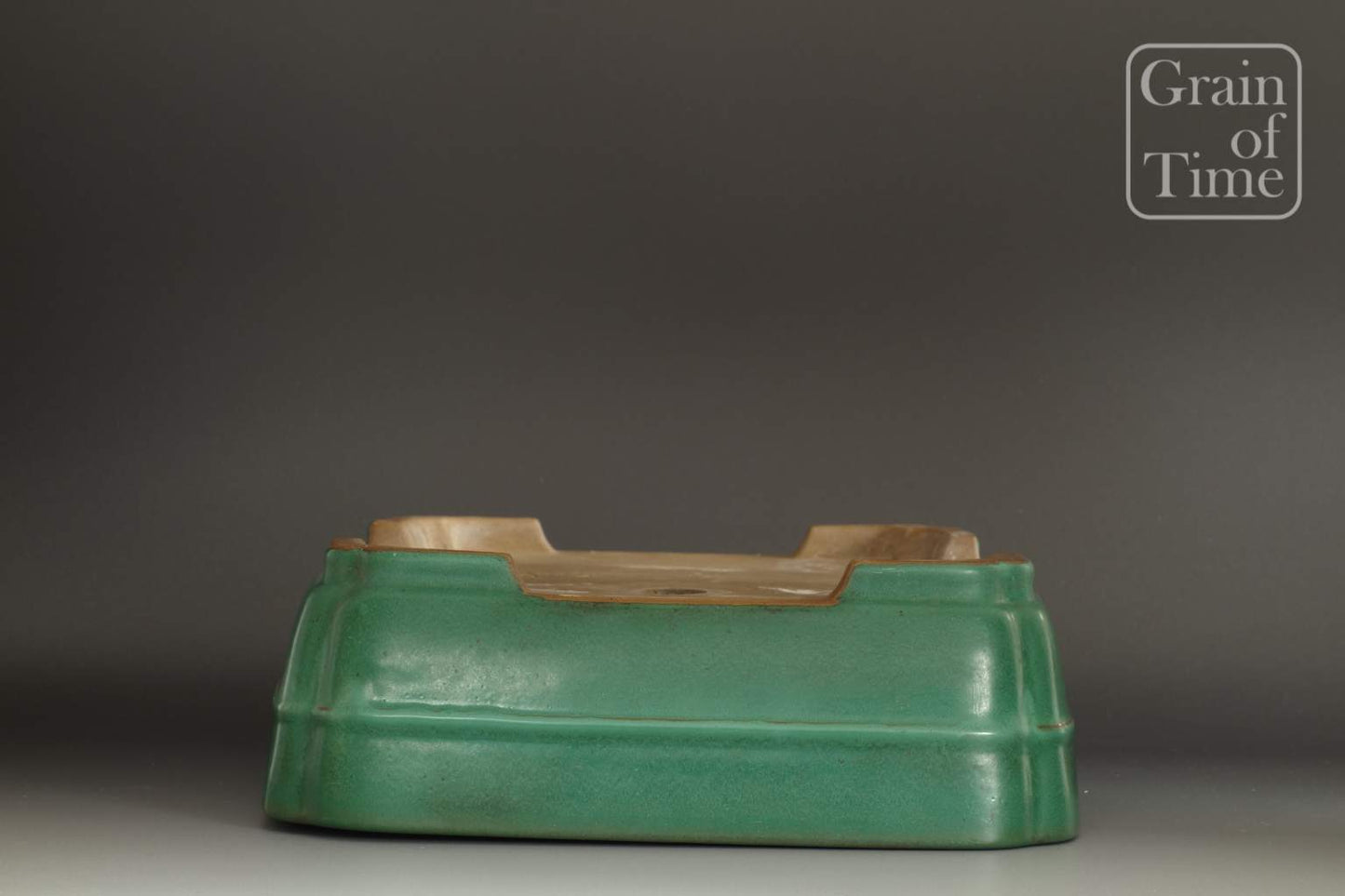 Yamafusa /Sanbo (Tokoname) - Green Rectangle - 14⅜ in (37cm)